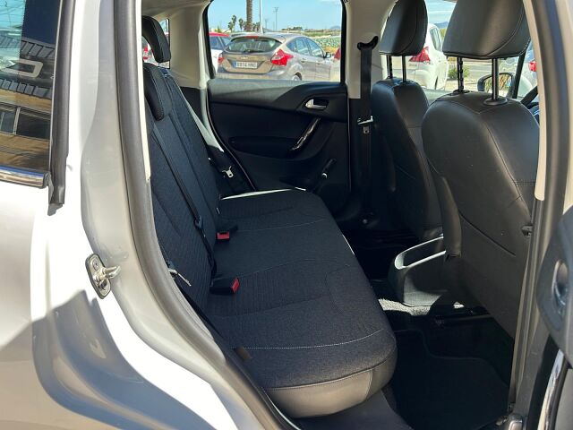 CITROEN C3 COLLECTION 1.2 AUTO SPANISH LHD IN SPAIN ONLY 28000 MILES SUPERB 2016